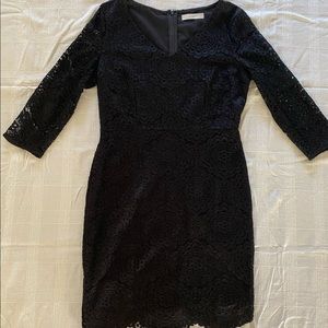 EUC 10 Ann Taylor Loft black lace cocktail dress with elegant scalloped hemline.